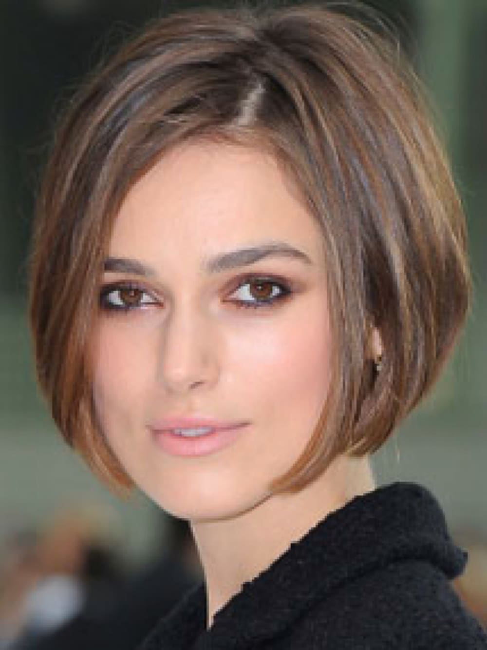 A sexy bob? Keira Knightley loses her hair at Paris Fashion Week ...