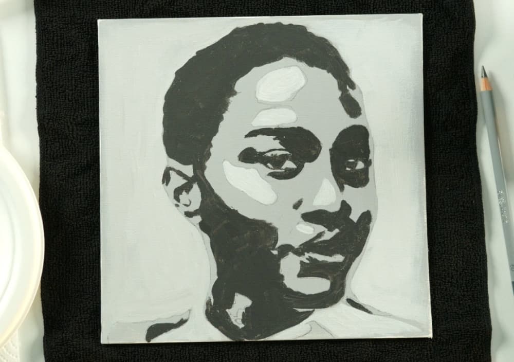 Portrait Grayscale Underpainting