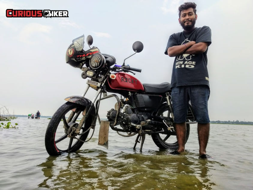 মাত্র ৮৫ সি সি বাইকে ২৩০ কি মি লং ট্যুর