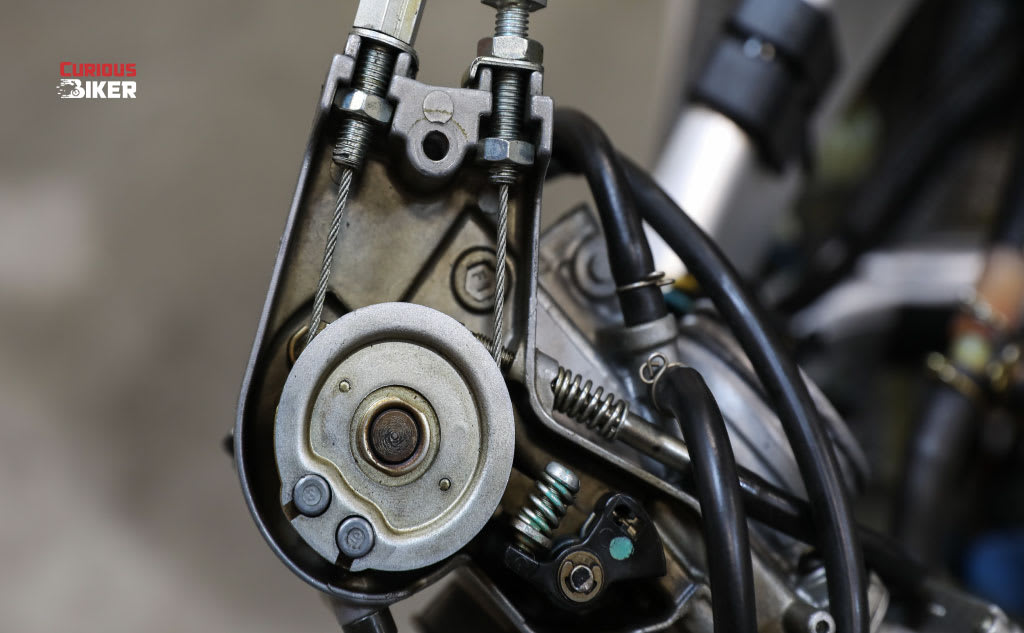 থ্রোটল ও ক্লাচ ক্যাবল মেইনটেন্যান্স