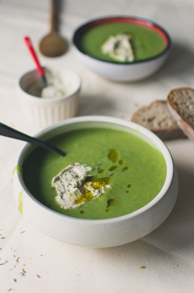 Fennel leek soup with roasted sunflower seeds cream