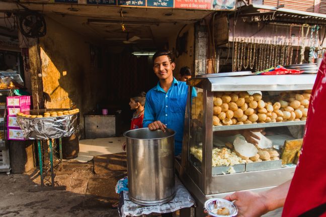 Hrana iz ulice v Paharganj