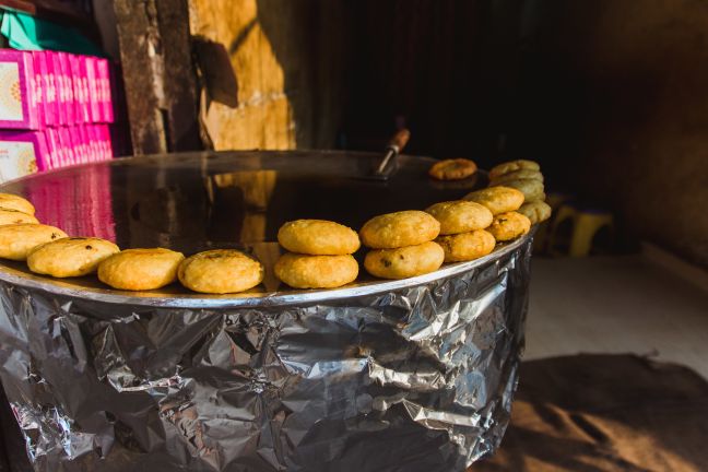 Aloo tikka in Paharganj.