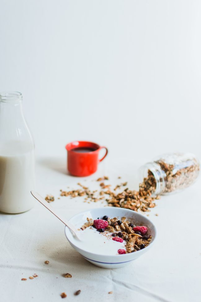 Homemade healthy granola with hazelnuts, oats, cinnamon and coconut.