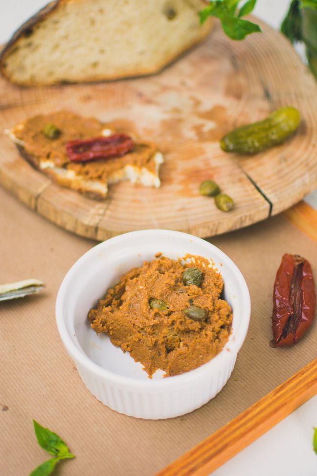Steak tartar holliday setup