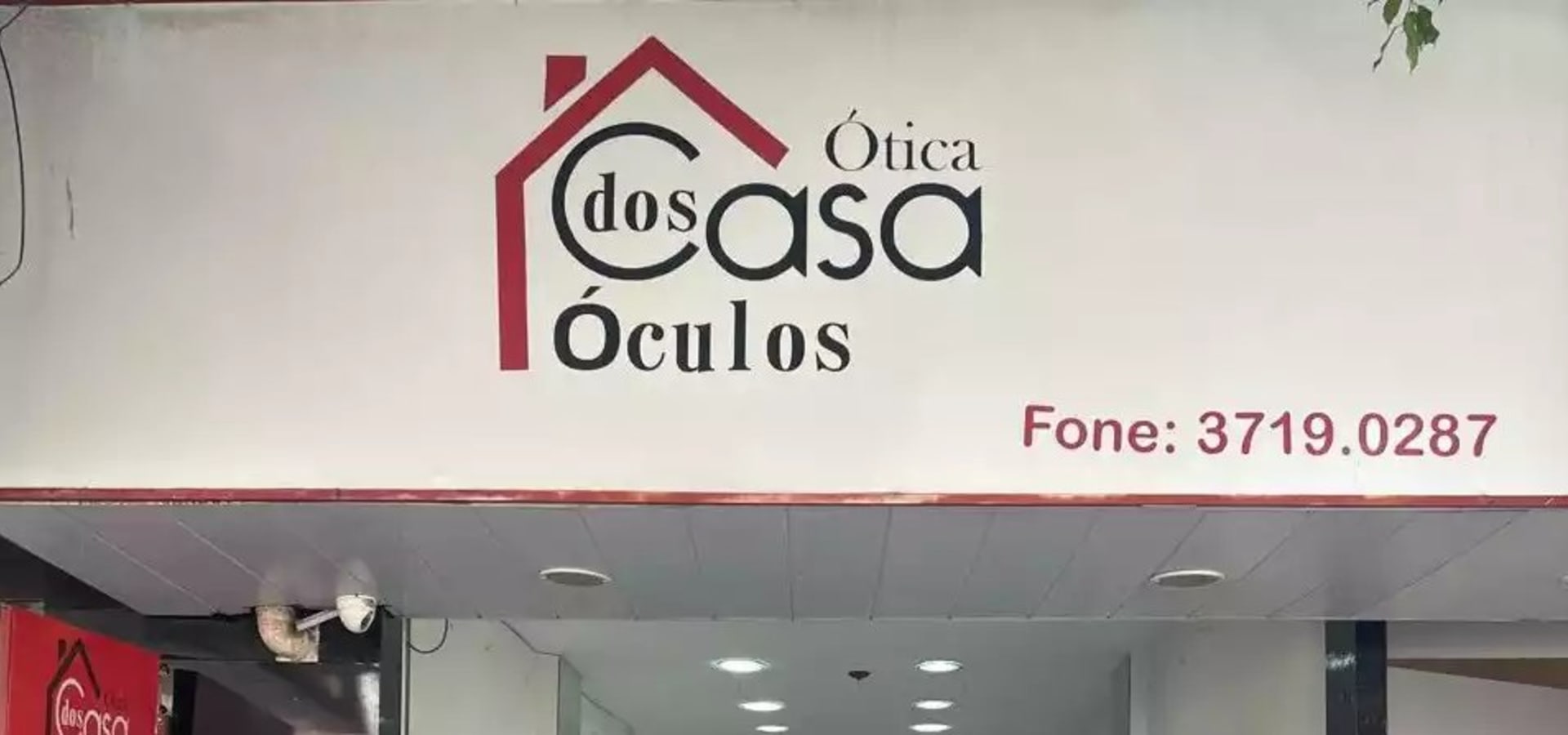 Fachada da Ótica Casa dos Óculos na Av. Rio Branco