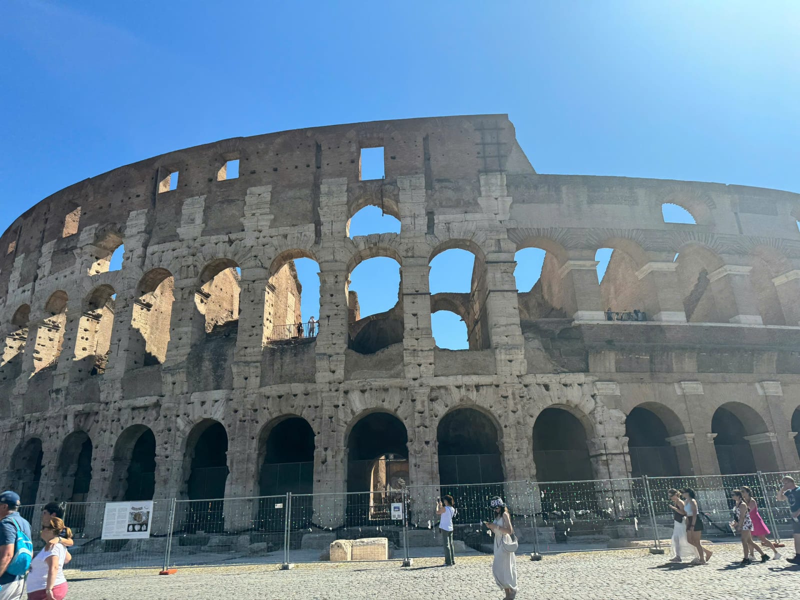 Rome 4 Ngày 3 Đêm: Từ Đấu Trường La Mã Đến Tháp Nghiêng Pisa