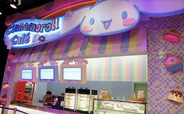 Cinnamaroll Café is also available in Hello Kitty Town Puteri Harbour