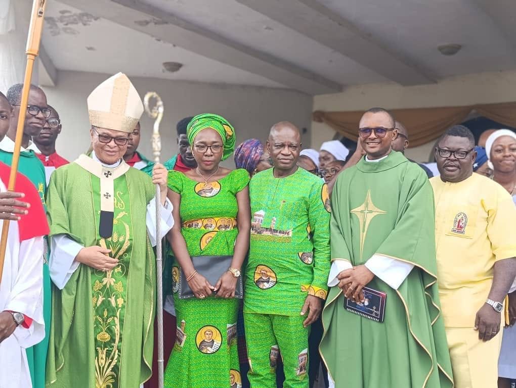 Archbishop Ugorji Pays Pastoral Visit to St. Thomas Aquinas Catholic Chaplaincy, FUTO