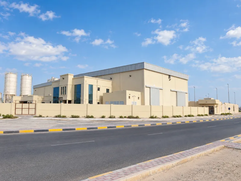 Spacious Warehouse Facility with Large Yard in Mesaieed