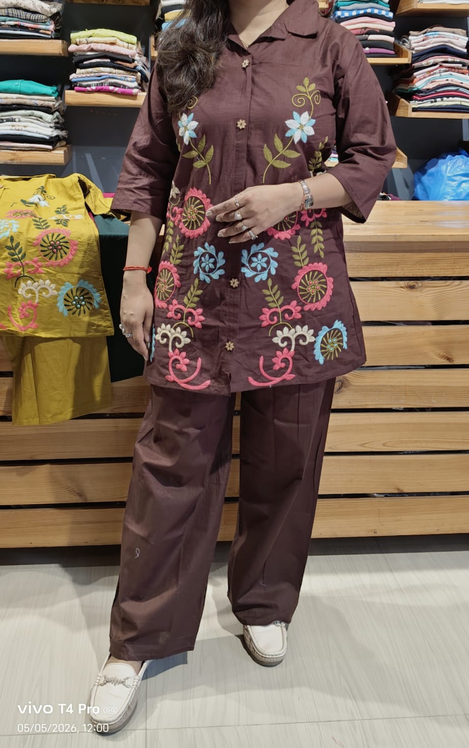 Women's Casual Cotton Short Kurta Pant Combo Set with Colorful Floral Thread Work