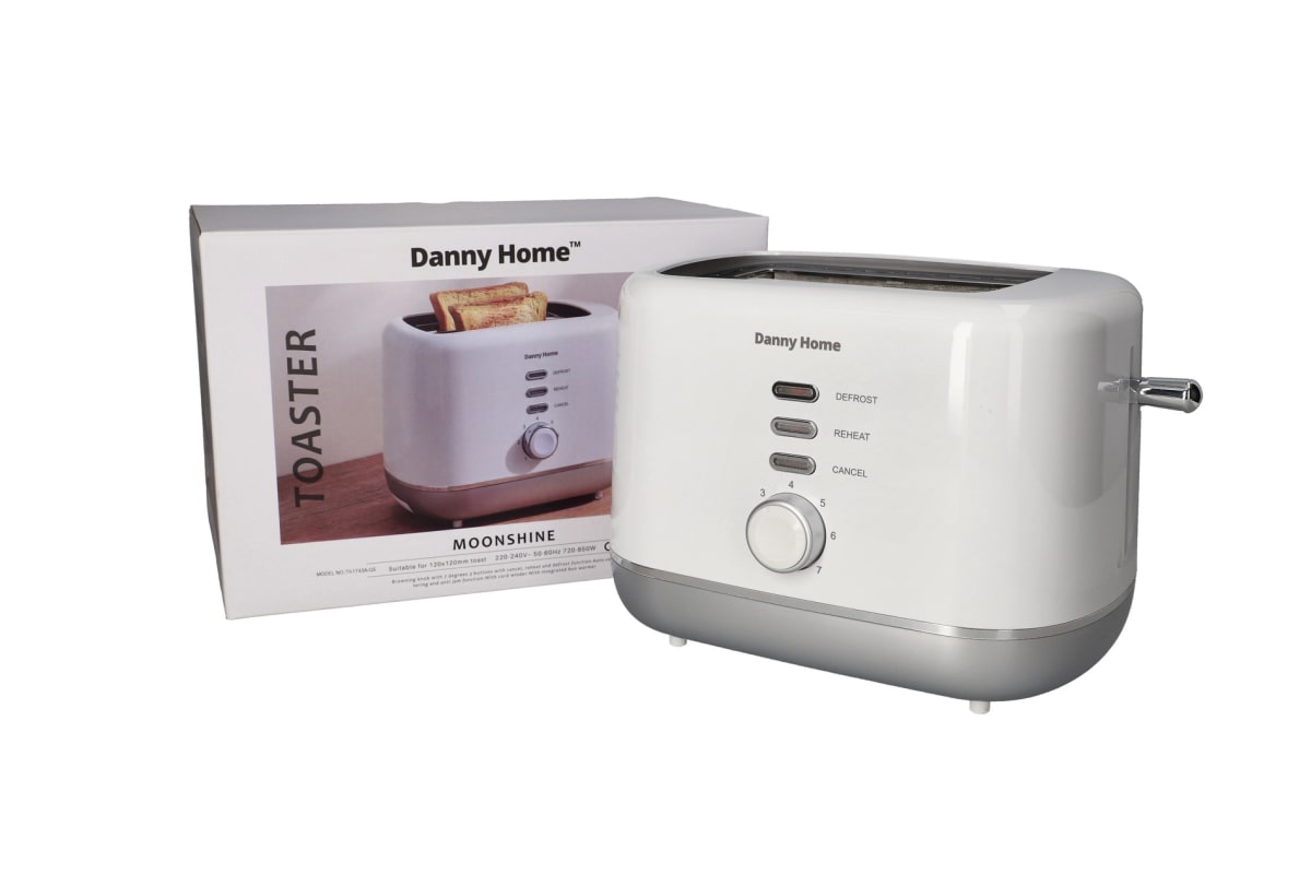 Why the White Two Slice Toaster Still Rules Your Kitchen Counter