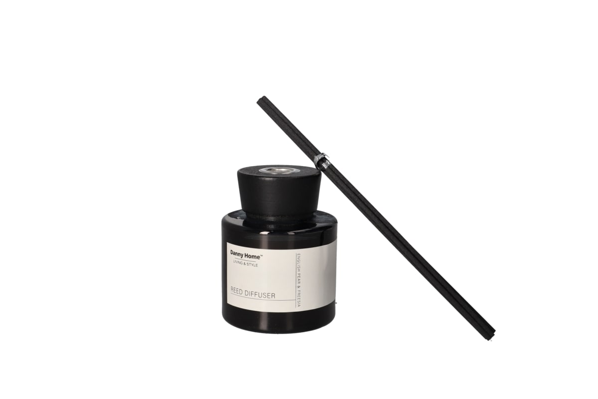 English Pear and Freesia Reed Diffuser 200ml - default