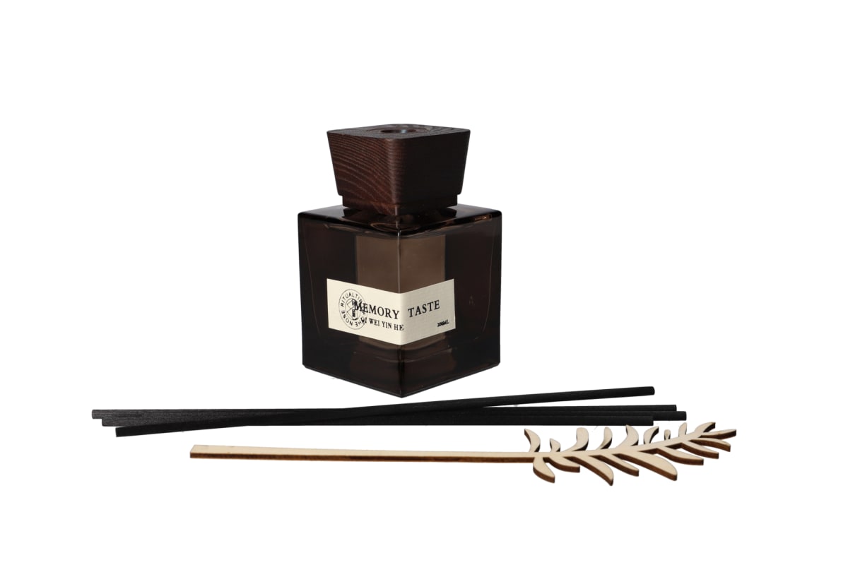 Plum Sauce Reed Diffuser 6pcs 200ml  - default
