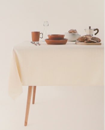 Polyester Tablecloth 135cm - default