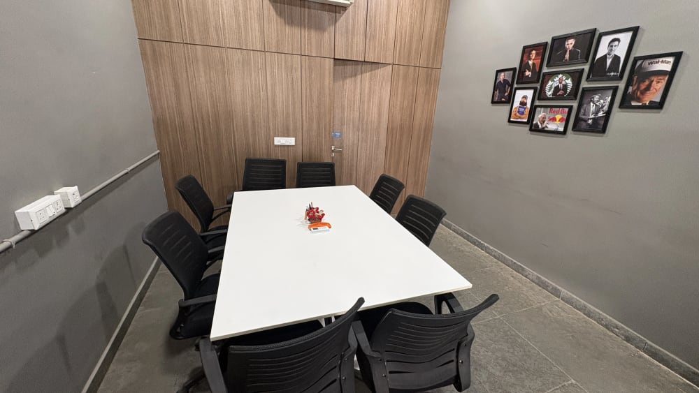 MEETING ROOM