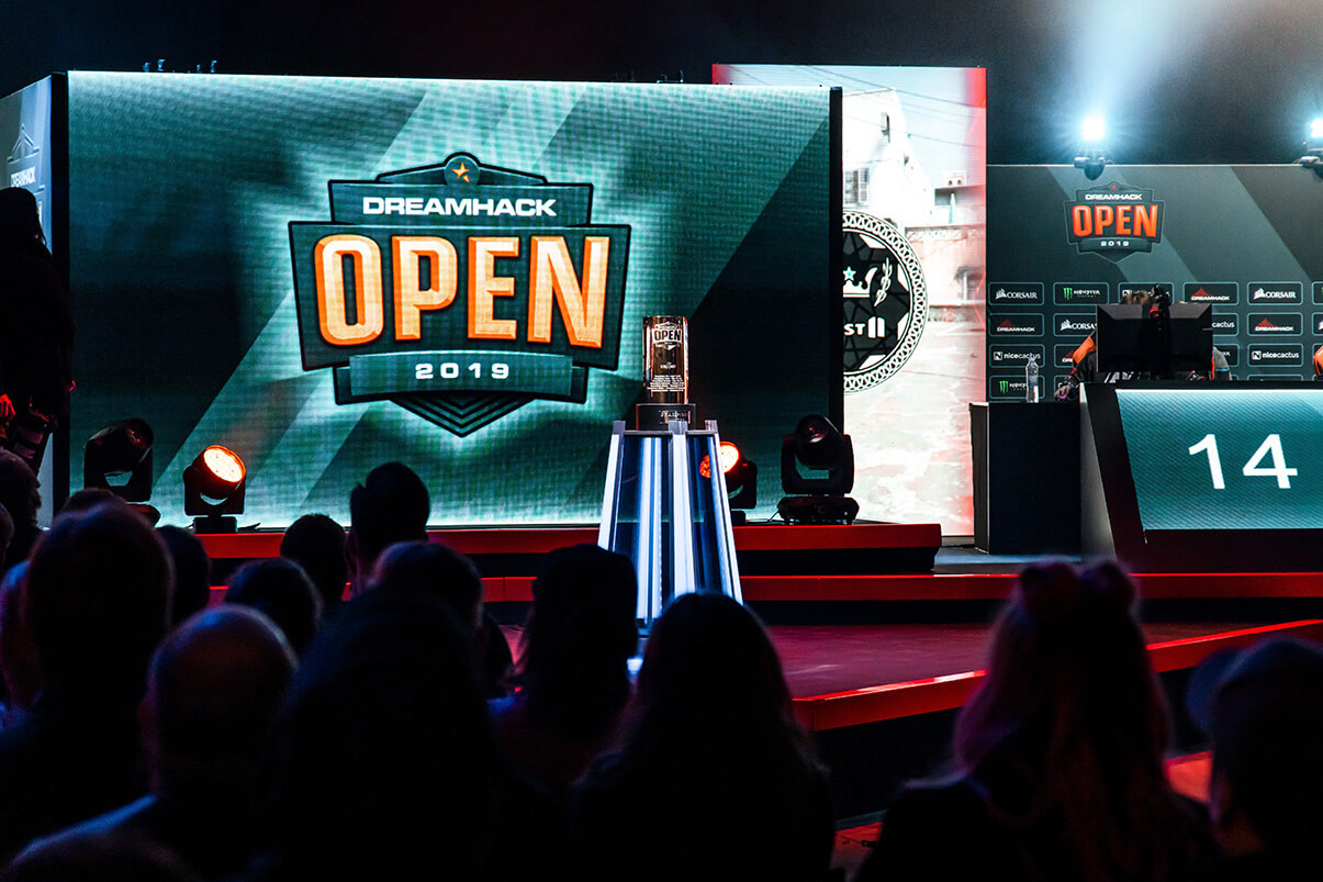 image de présentation compétition esport