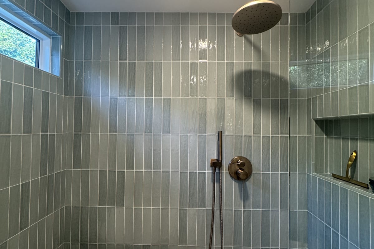 bathroom project detail 10