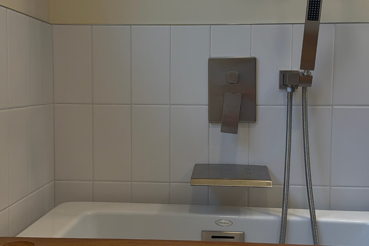 bathroom project detail 9