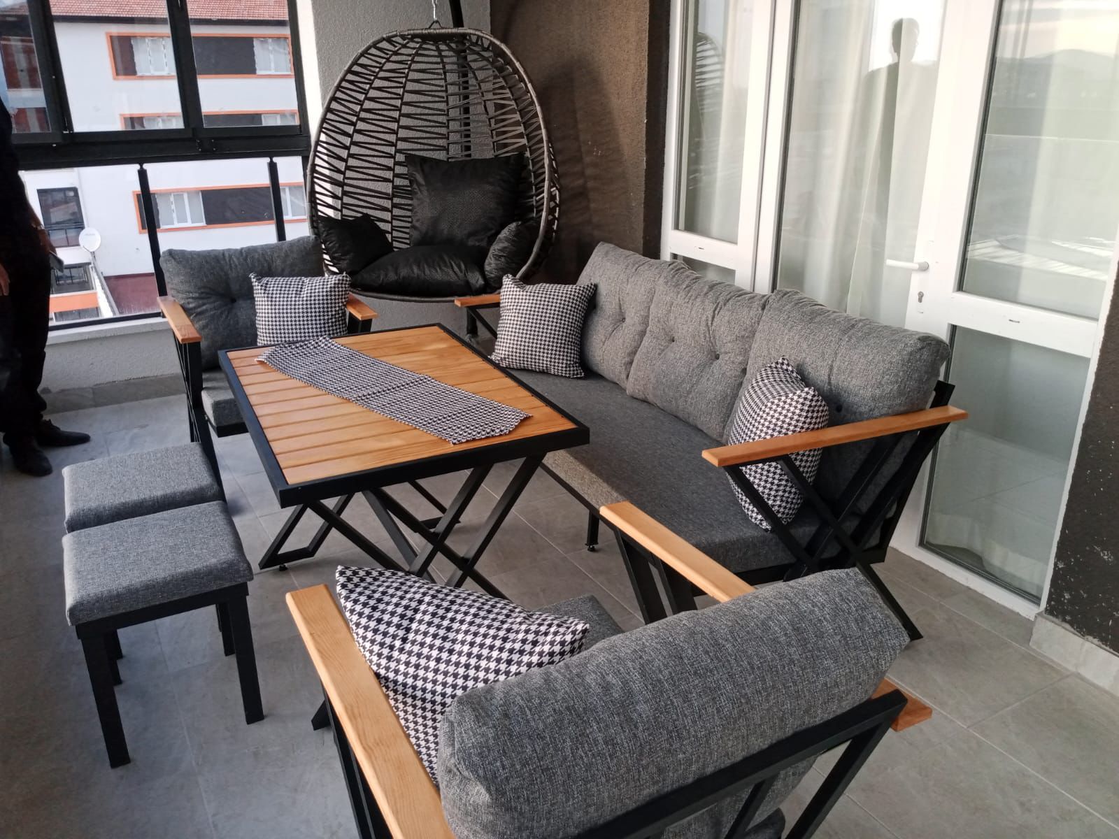 Metal Kasa Bahçe ve Balkon Oturma Grubu