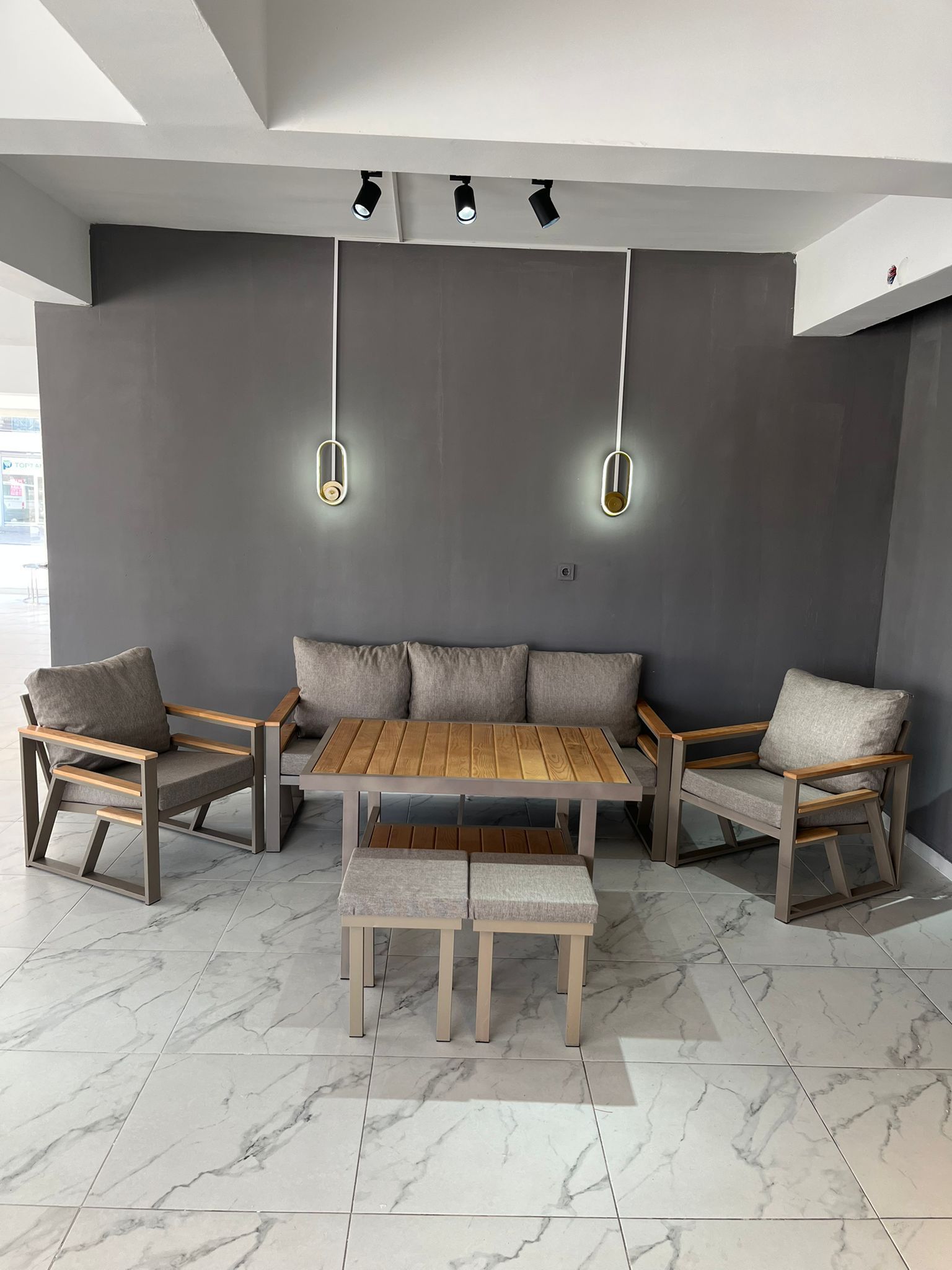 Metal Kasa Raflı Model Bahçe & Balkon Takımları