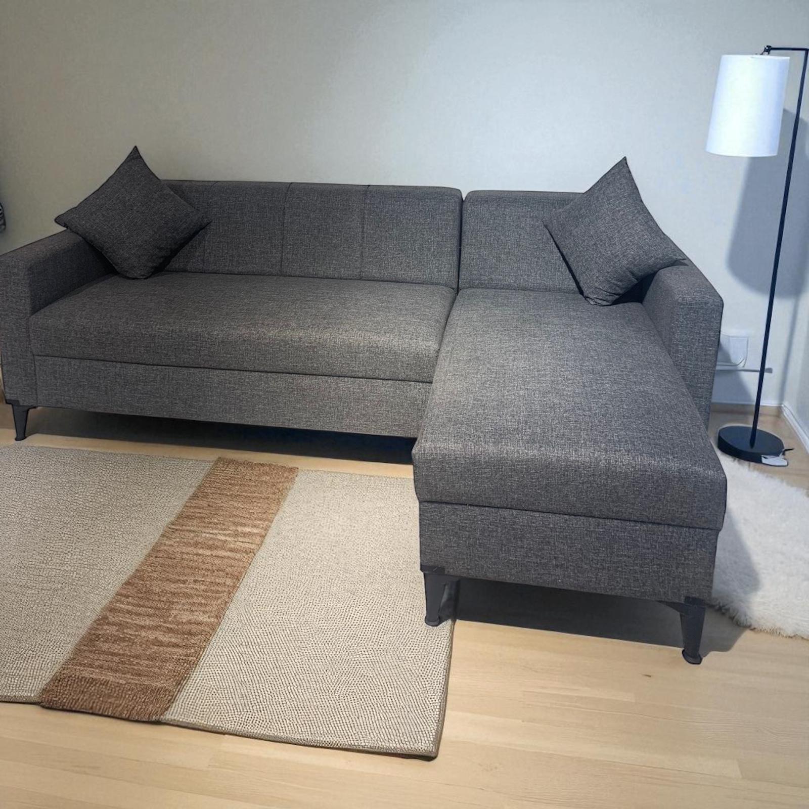 Minimalist Köşe Takımı