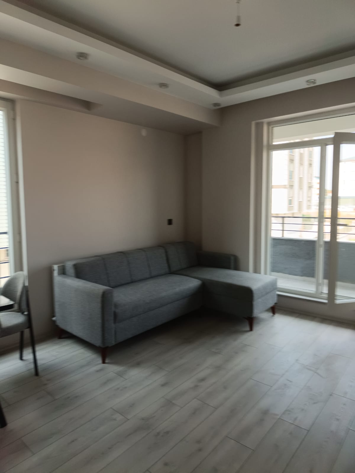 Minimalist Köşe Takımı