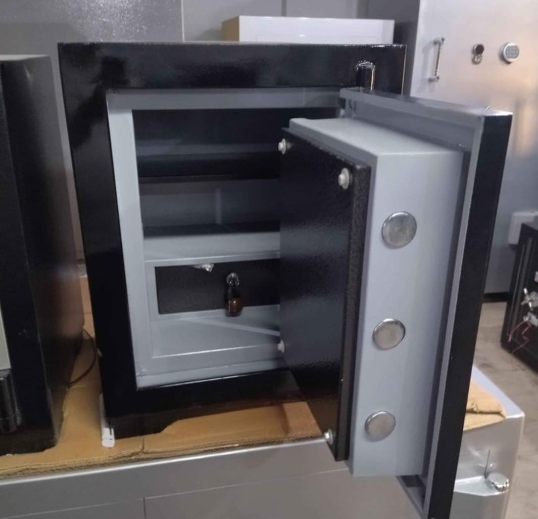Çelik Kasalar