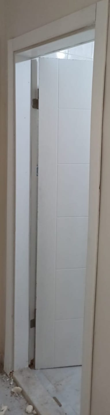 Lake Boyalı Oda Kapıları