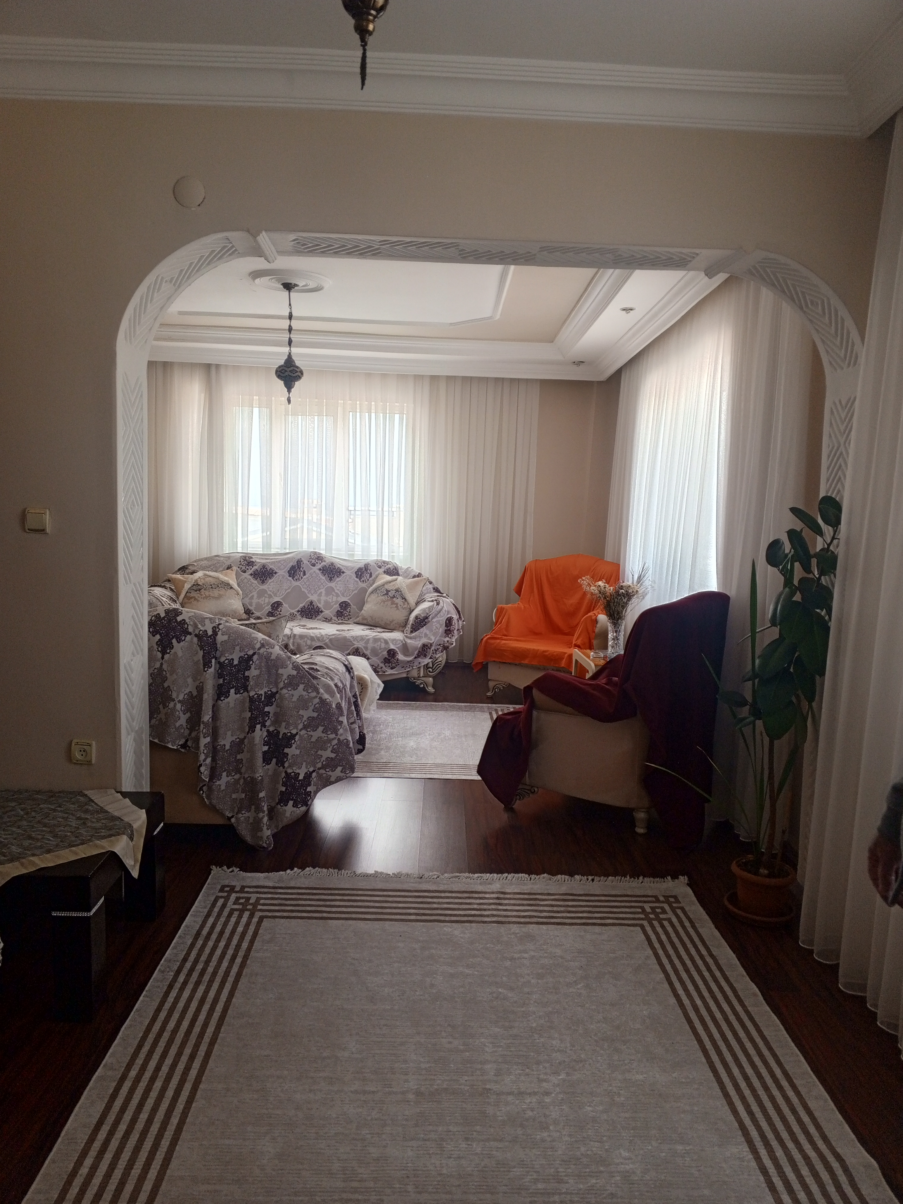 Yunusemre'de Satılık 5+2 Dubleks Daire