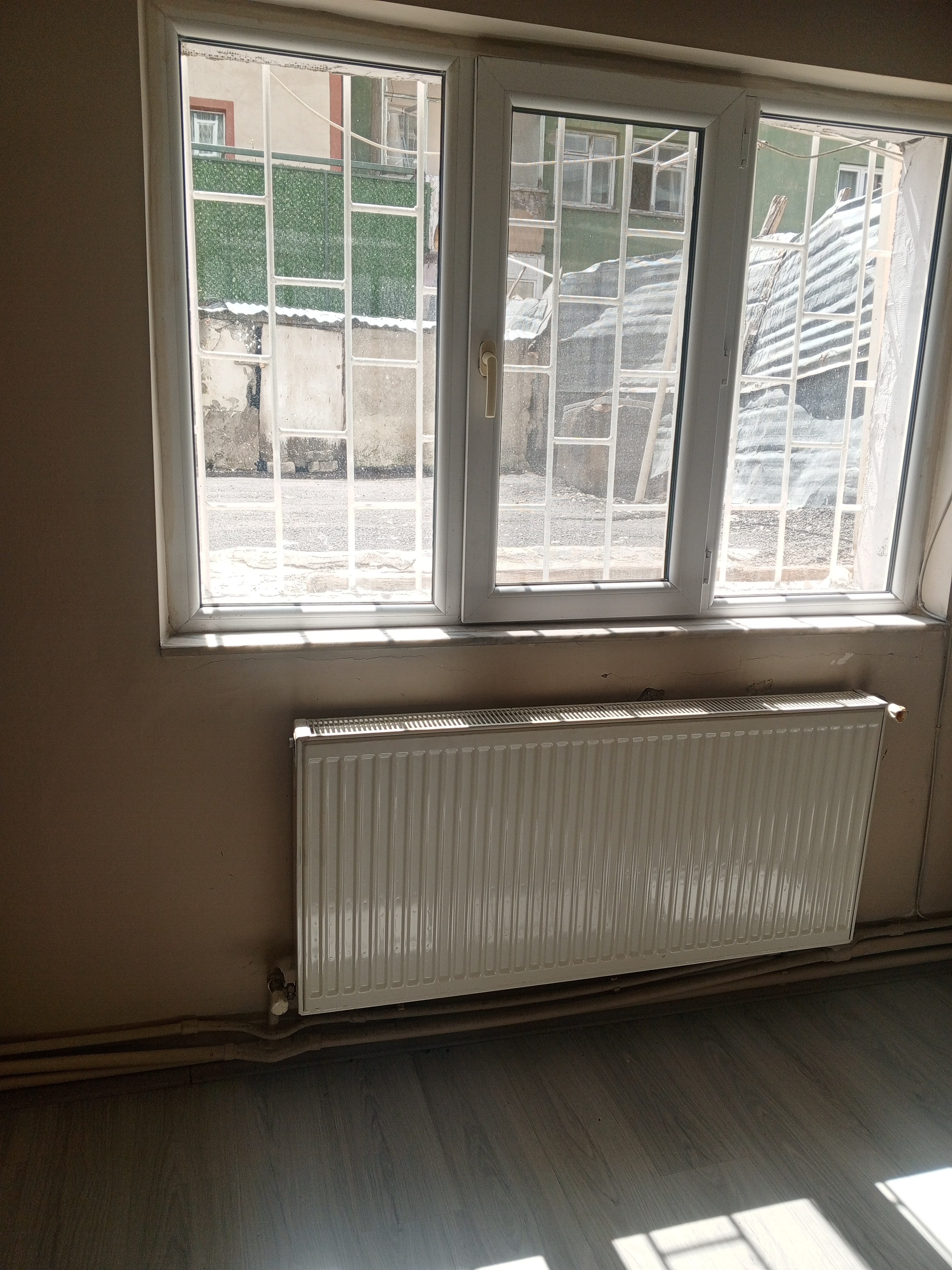 Yunusemre'de Satılık 5+2 Dubleks Daire