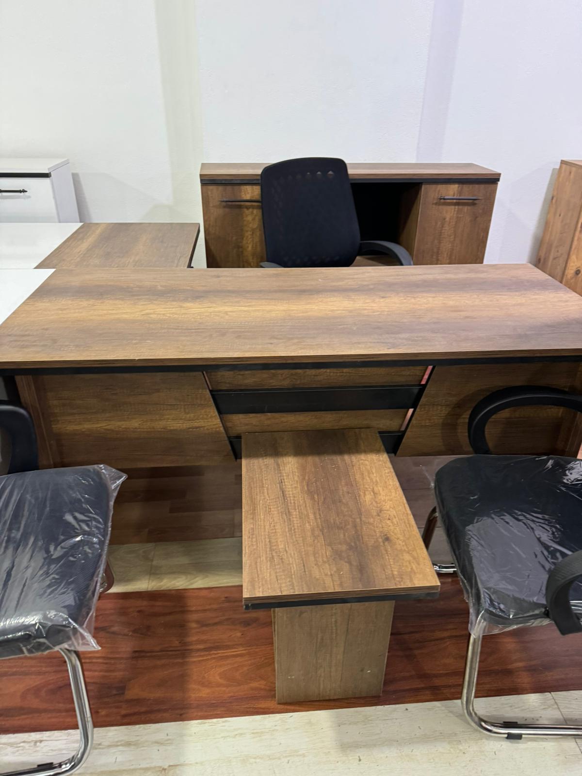 Ofis Büro mobilyası