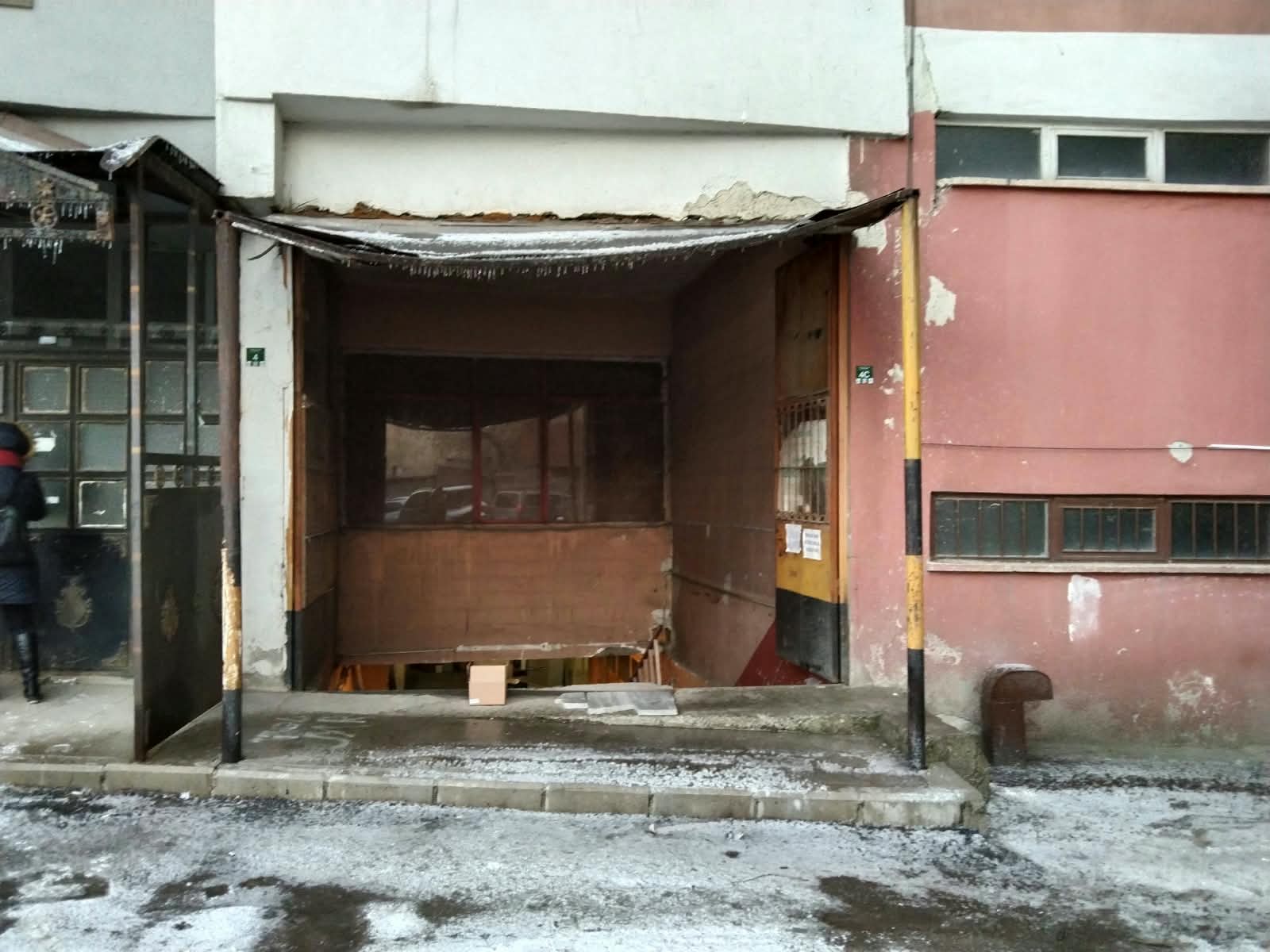 Yoncalık Merkezde 1000 m² Satılık ve Kiralık Geniş Depo