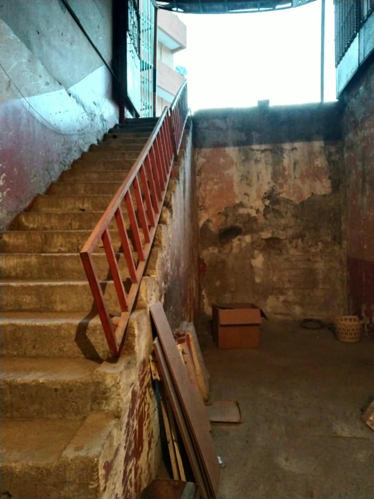 Yoncalık Merkezde 1000 m² Satılık ve Kiralık Geniş Depo