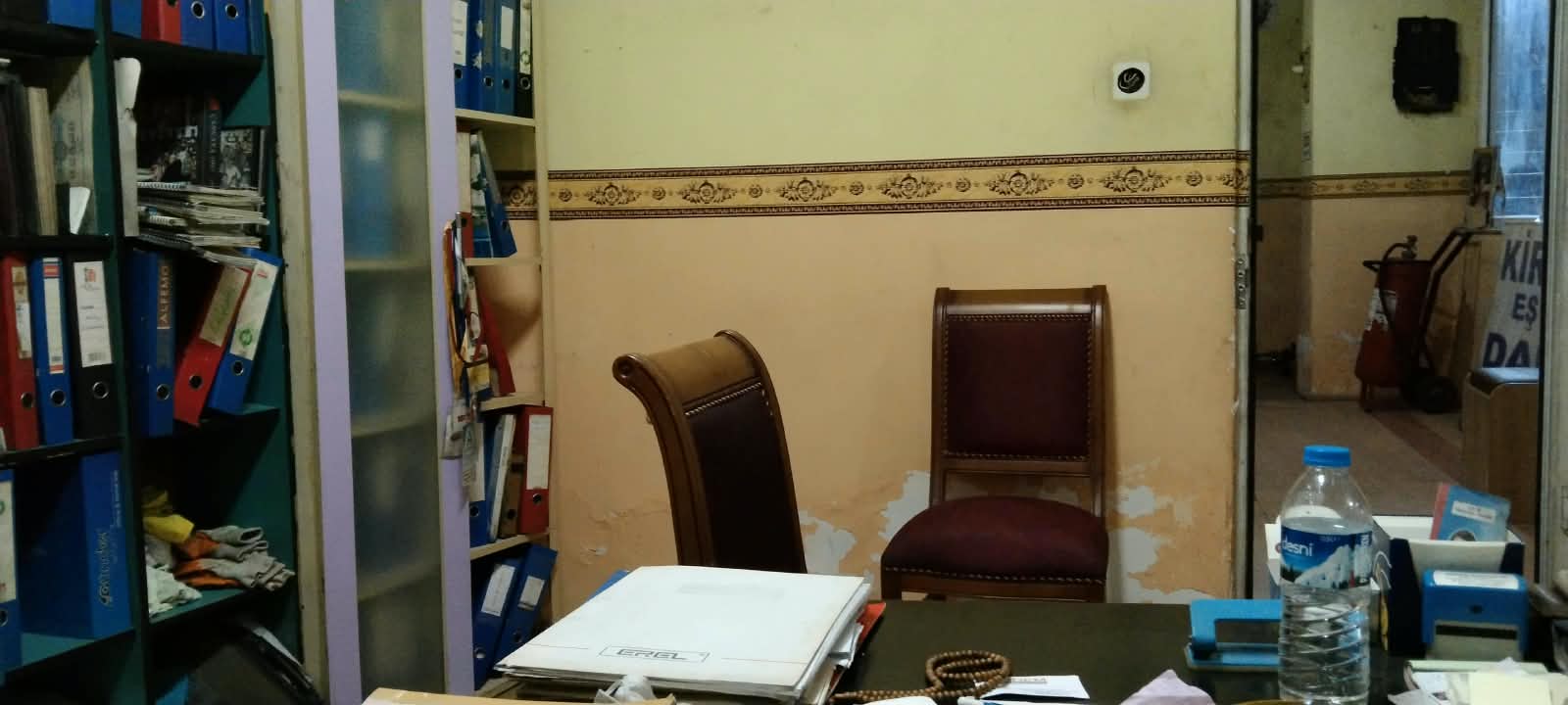 Yoncalık Merkezde 1000 m² Satılık ve Kiralık Geniş Depo