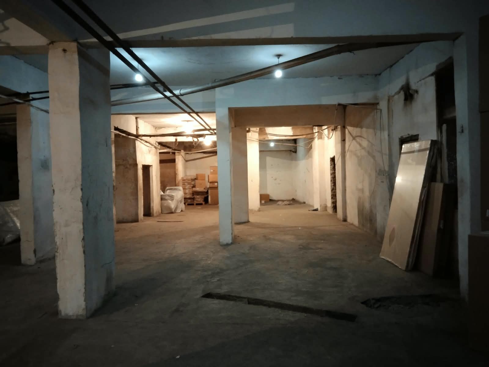 Yoncalık Merkezde 1000 m² Satılık ve Kiralık Geniş Depo