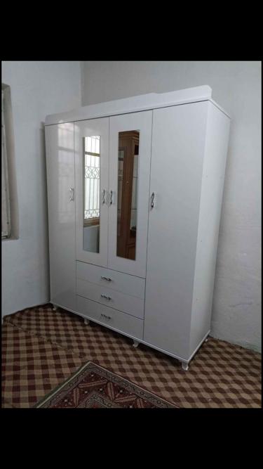 Modern Raflı ve Askılıklı Gardırop - Beyaz ve Meşe Seçenekleriyle