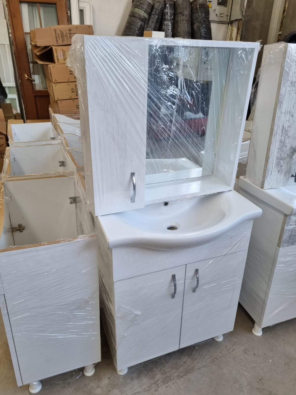Modern Tasarım Eviyeli Banyo Dolabı - 60 cm ve 80 cm Seçenekleri
