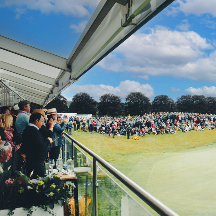 Green on 18
