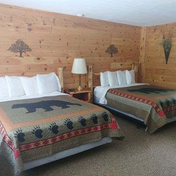 Beacons Studios South (Hazelhurst) - Two Queen Beds 2