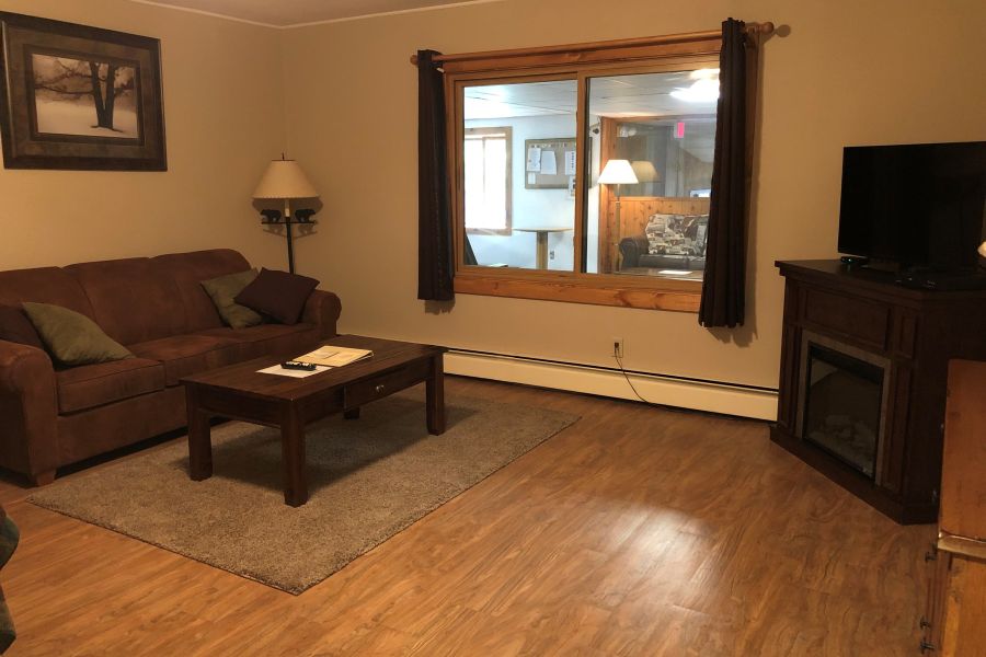 One Bedroom Hotel Room The Beacons Of Minocqua