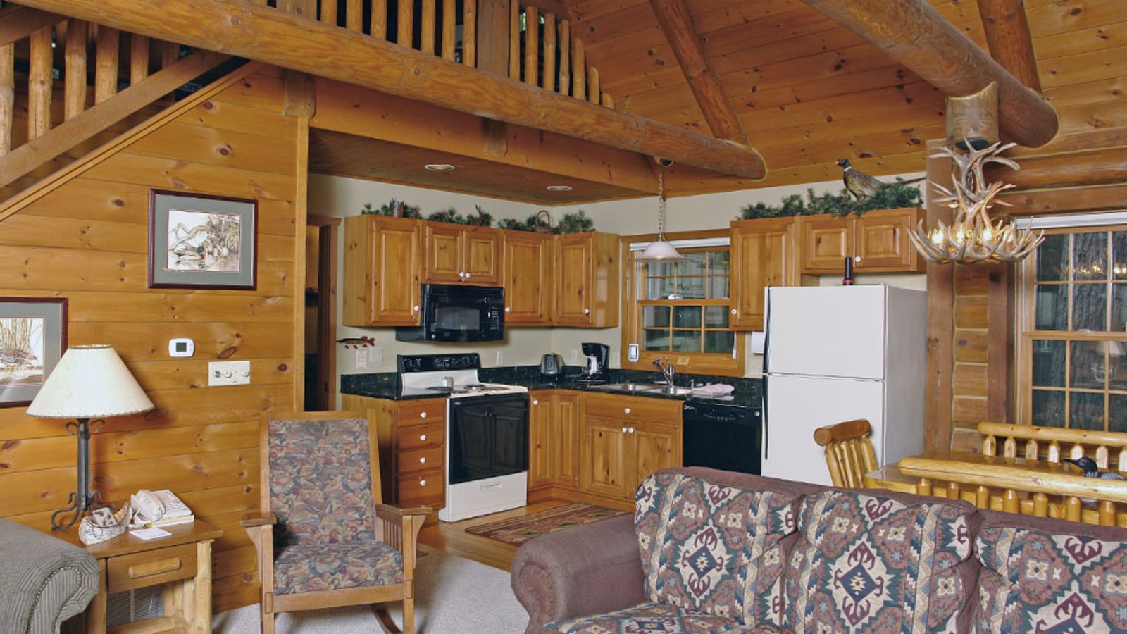 TwoStory Log Cabin The Beacons of Minocqua