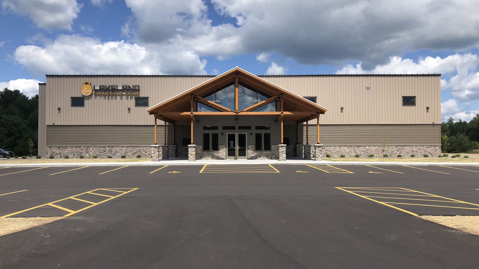 We're Finally Open! Lakeland Fitness and Golf