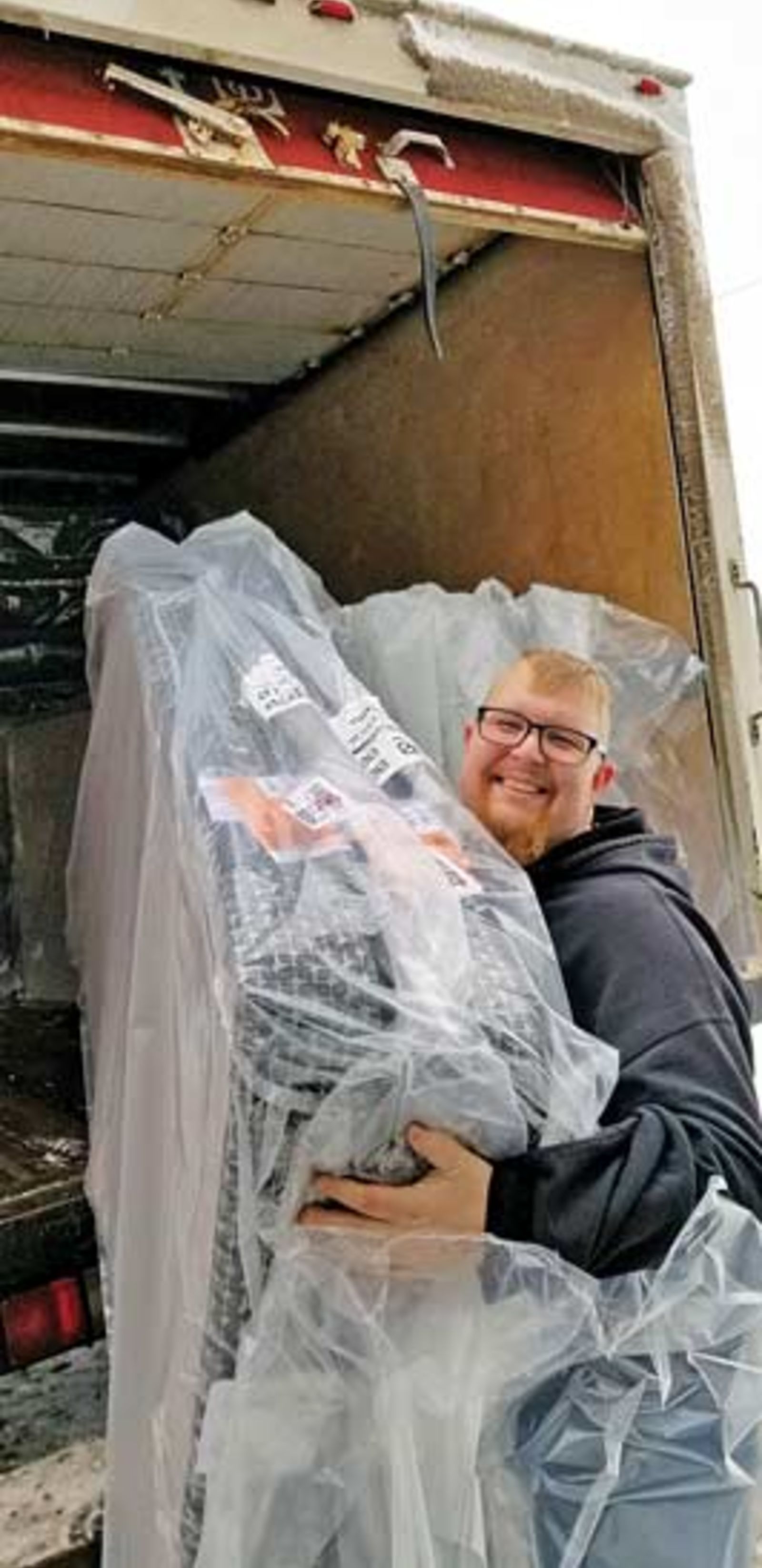 Local Slumberland Stores Donate Beds Again This Season The Lakeland Times