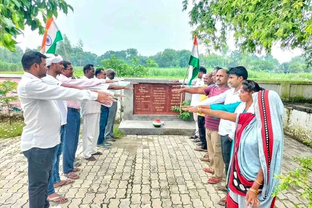 Oath public Benigaddaupur