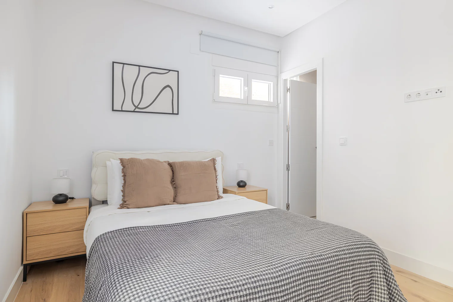 Pisos Corporativos — Valdezarza, Madrid