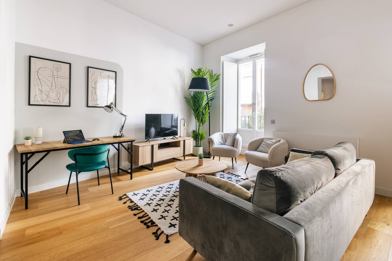 Piso Corporativo — Malasaña, Madrid