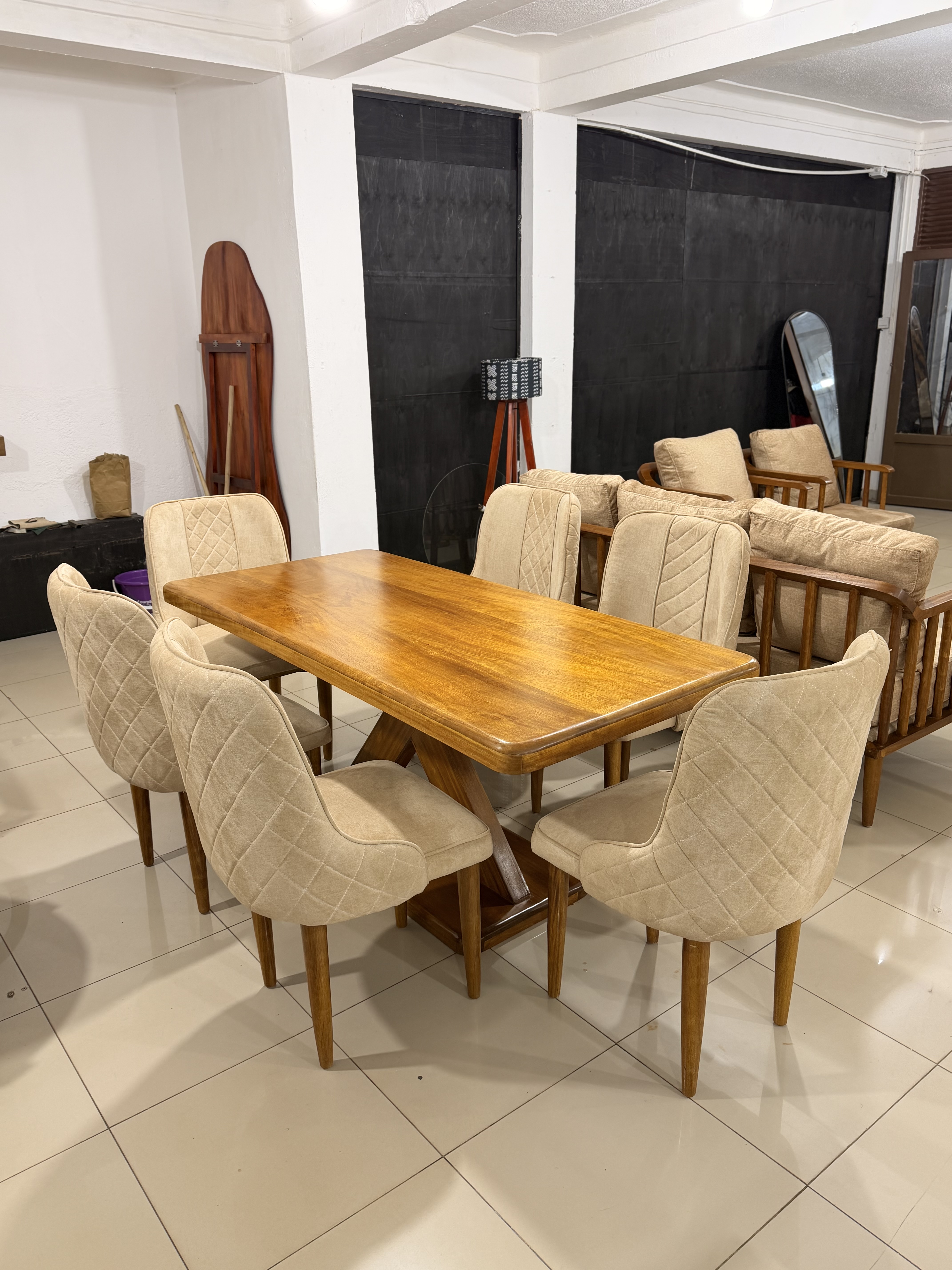 Dinning table