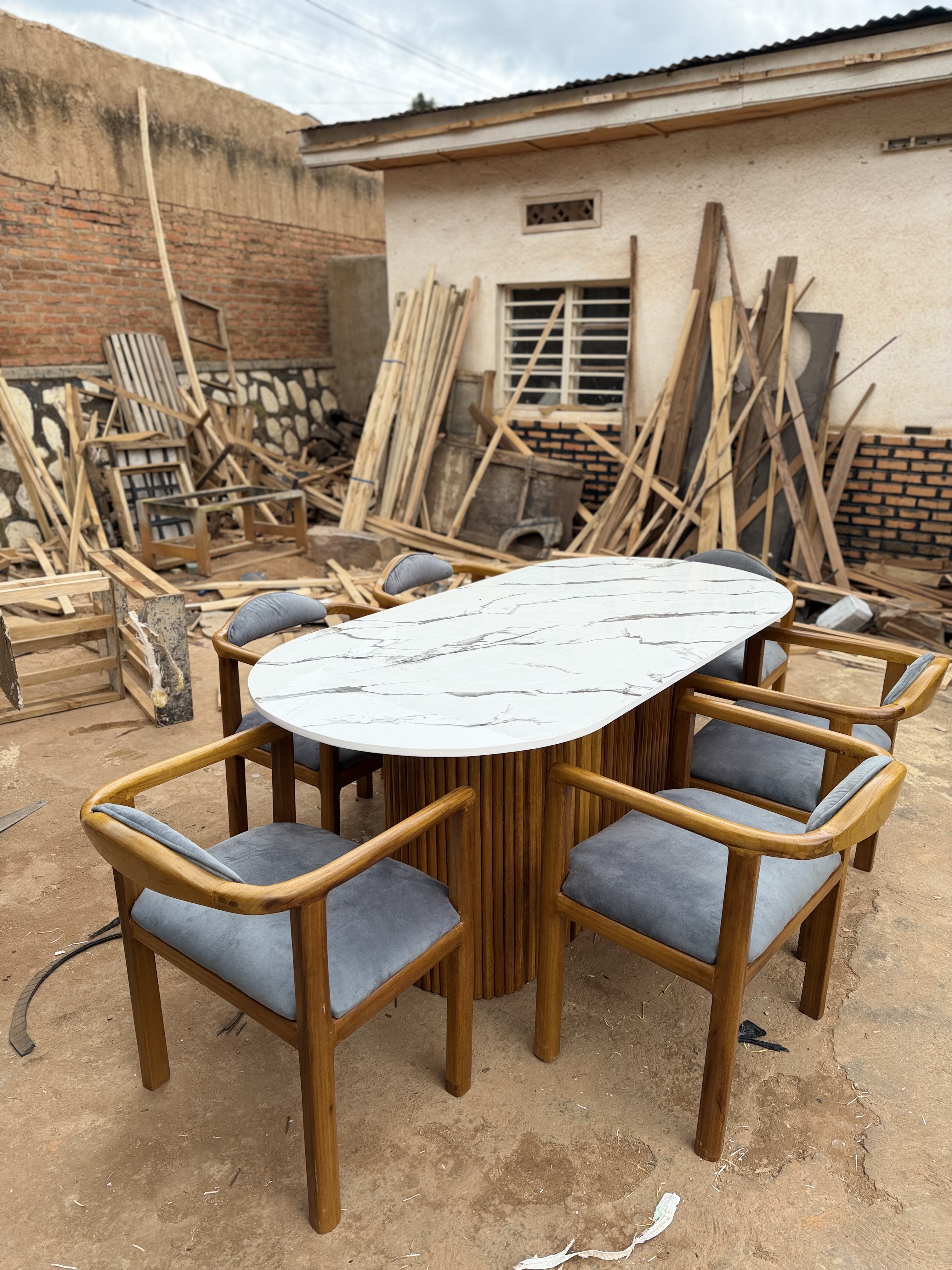 Dinning table