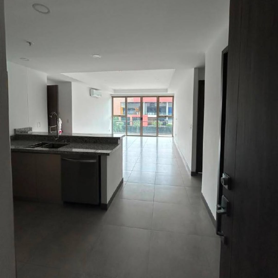 APARTAMENTO CON LINEA BLANCA EN VENTA PUERTA DEL ALMA III SAN BENITO